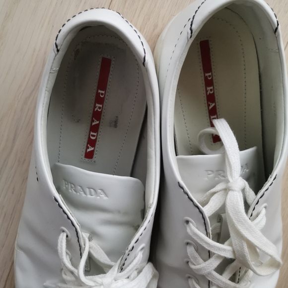 Prada men sneaker size 9 but fits us 10-10.5 - Picture 2 of 7
